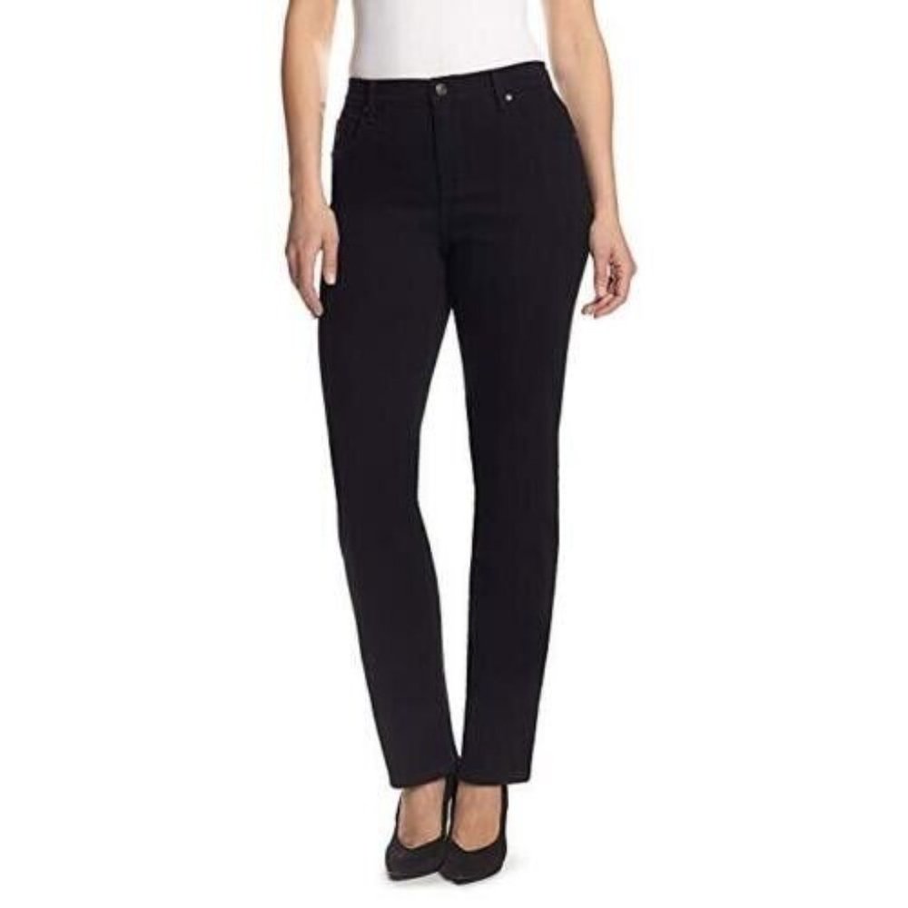 NWT Gloria Vanderbilt Women Amanda Jeans classic fit Black
